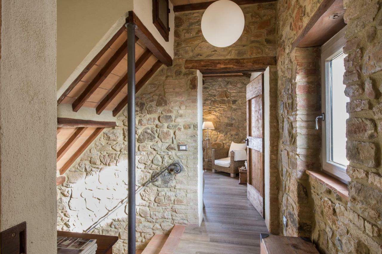 La Casa Di Alice Villa Castelnuovo dell'Abate ภายนอก รูปภาพ